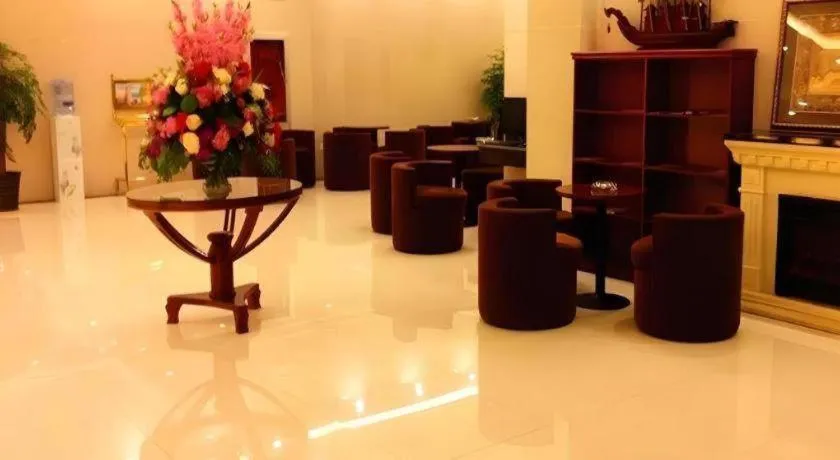 GreenTree Inn Xuzhou High Speed Railway Zhangqian Square Business Hotel