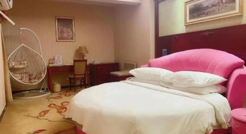 Bed in Vienna Hotel Yangzhou Yangzhou Slender West Lake Wenchangge