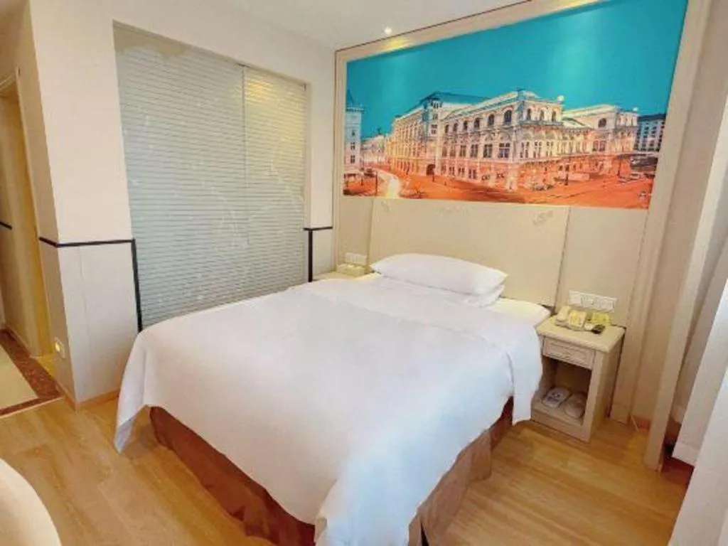 Bed in Vienna Hotel Yangzhou Yangzhou Slender West Lake Wenchangge