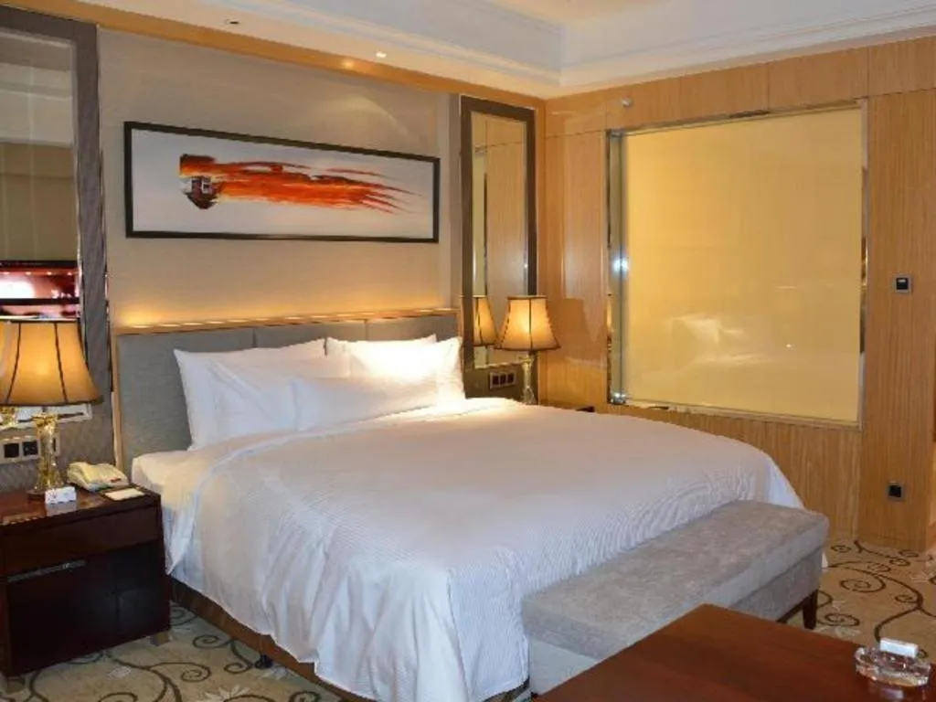 Bed in Wyndham Grand Plaza Royale Mingfa Zhangzhou