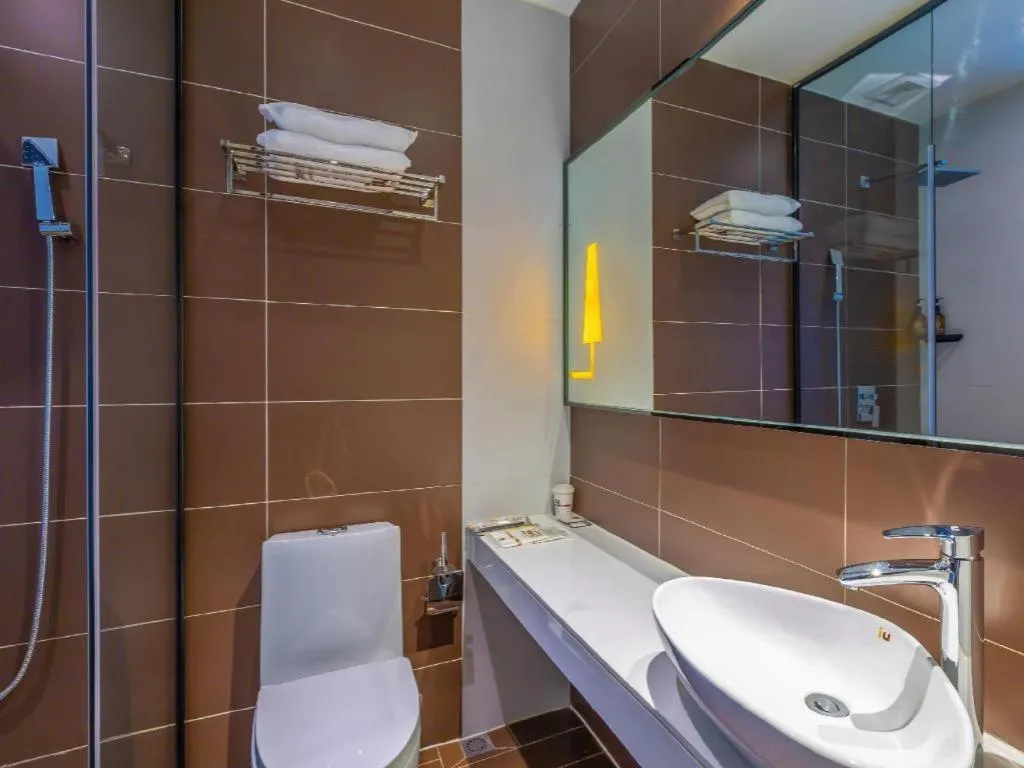 IU Hotel Guangzhou Taihe Square Branch