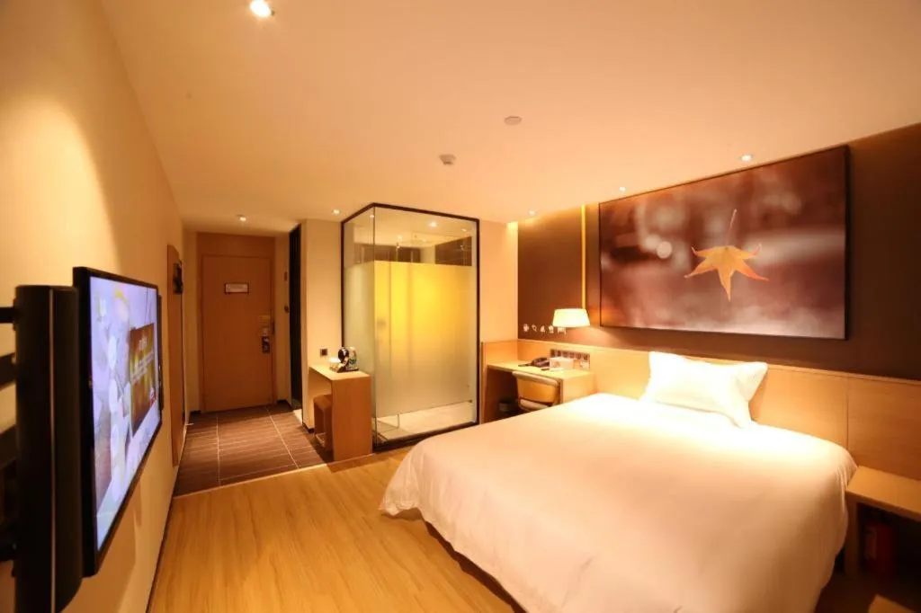 Bed in IU Hotel Guangzhou Taihe Square Branch
