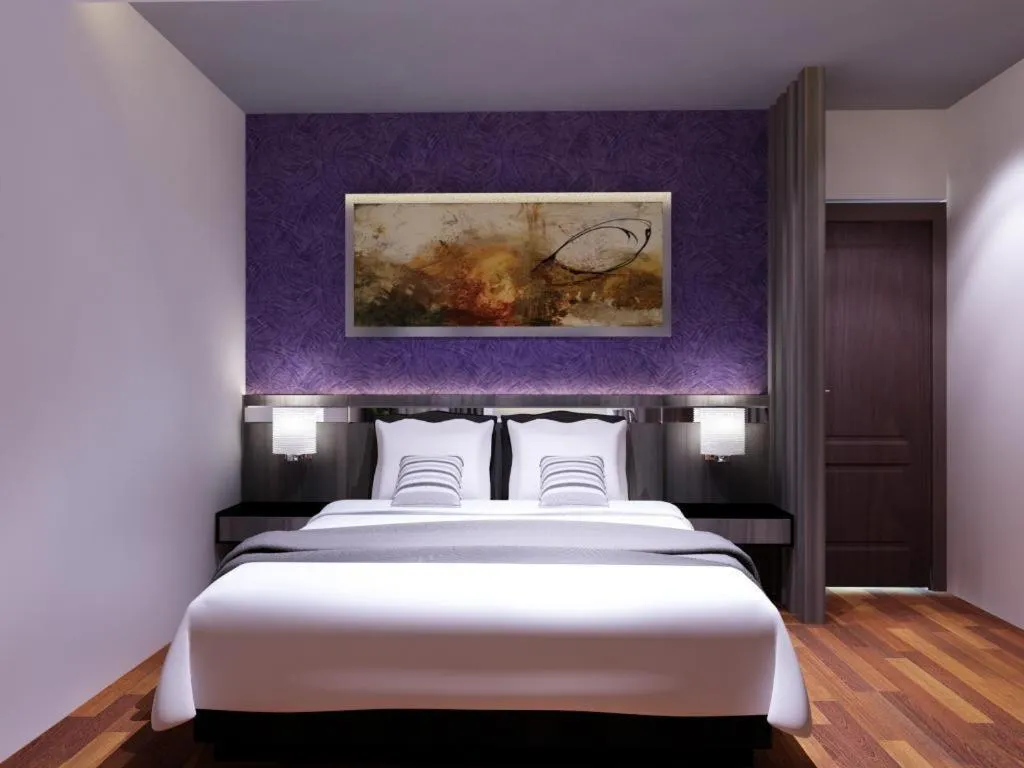 Bed in Neotel Hotel City Centre