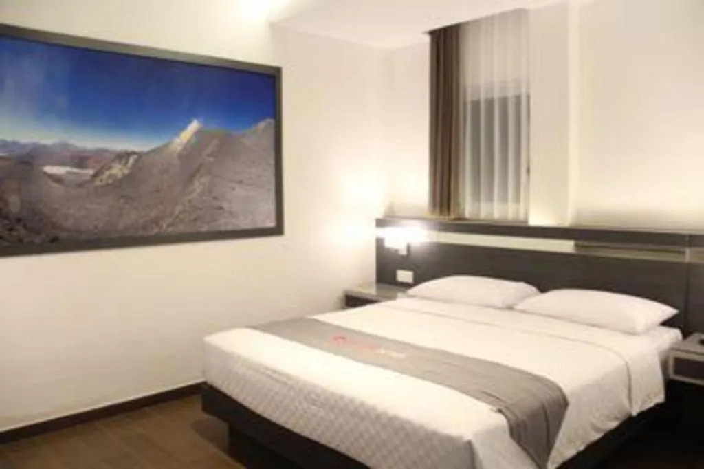 Bed in Neotel Hotel City Centre