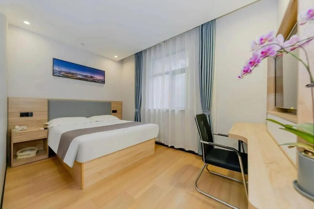 Bed in GreenTree Inn Nanjing Confucius Temple Sanshan Street Subway Station Express Hotel