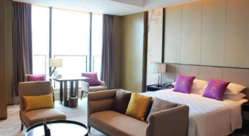 Bed in Golden Eagle Summit Hotel Kunshan