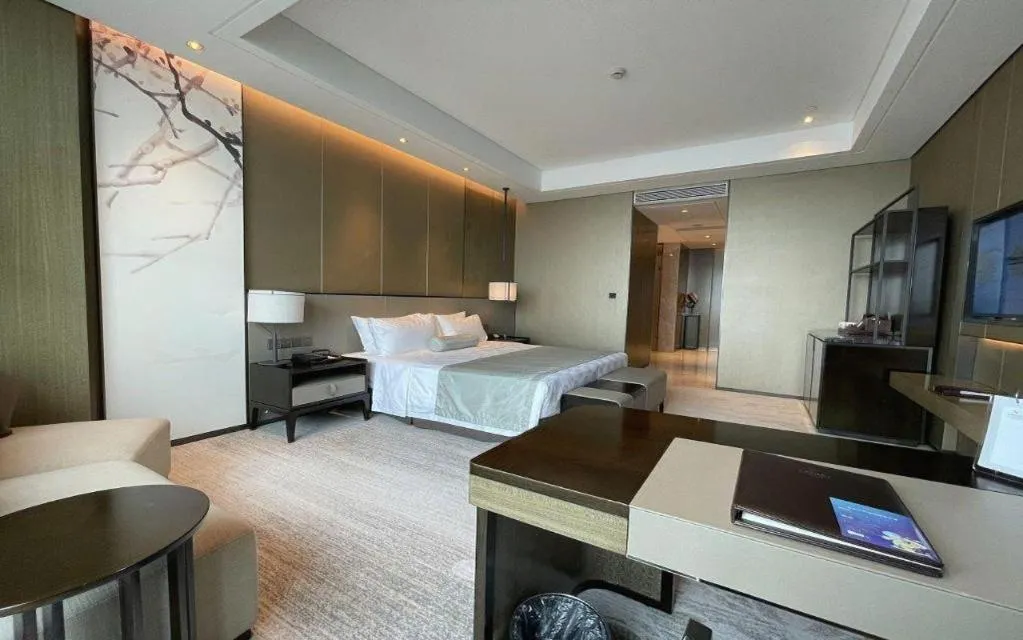 Bed in Golden Eagle Summit Hotel Kunshan