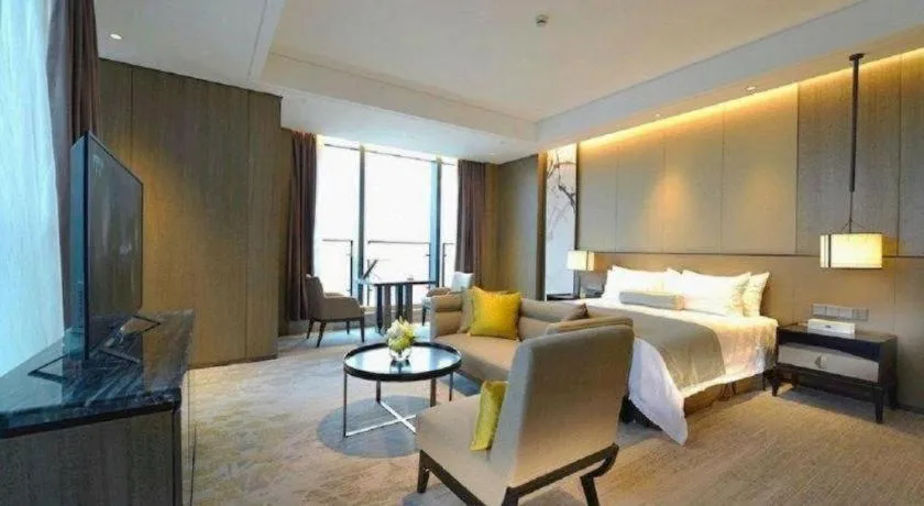 Bed in Golden Eagle Summit Hotel Kunshan