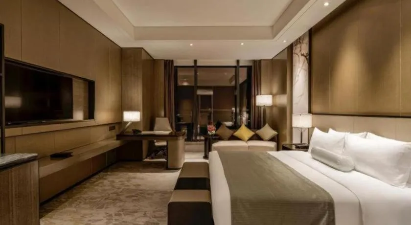 Bed in Golden Eagle Summit Hotel Kunshan