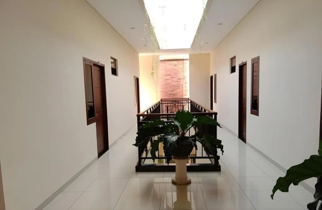 MANDARI HOTEL SINGARAJA