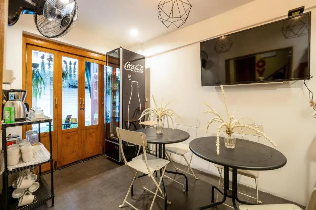 OYO 895 The Onion Hostel