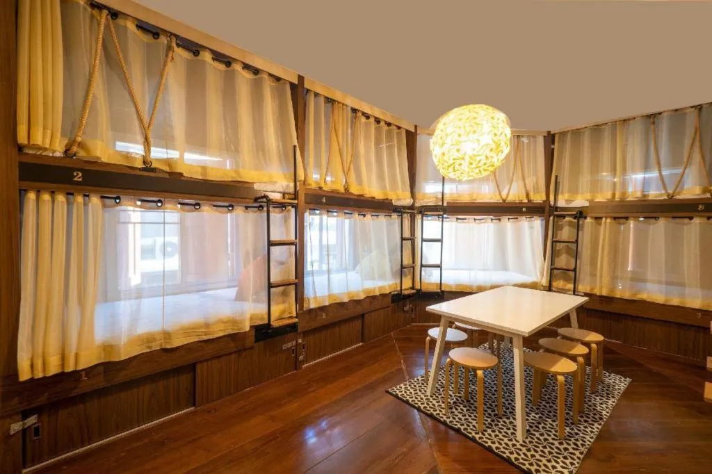 OYO 895 The Onion Hostel