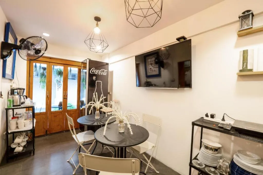 OYO 895 The Onion Hostel