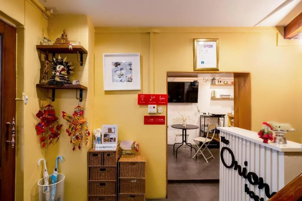 OYO 895 The Onion Hostel