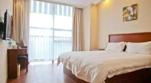 GreenTree Inn Hefei Huangshan Road Business Hotel