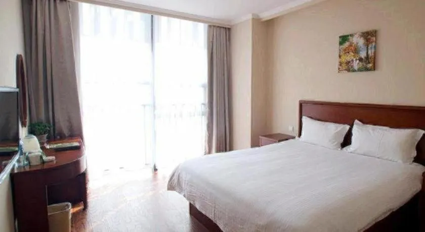Bed in GreenTree Inn Hefei Huangshan Road Business Hotel