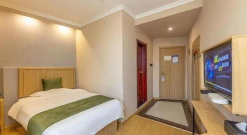 Bed in GreenTree Inn Lanzhou Gongjiawan Yangjiaqiao Express Hotel