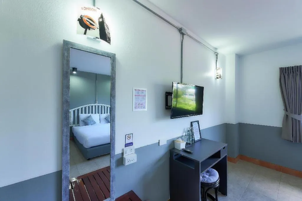 Bed in Nora Bukit Hotel