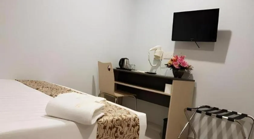 Bed in City View Hotel At KLIA & KLIA2