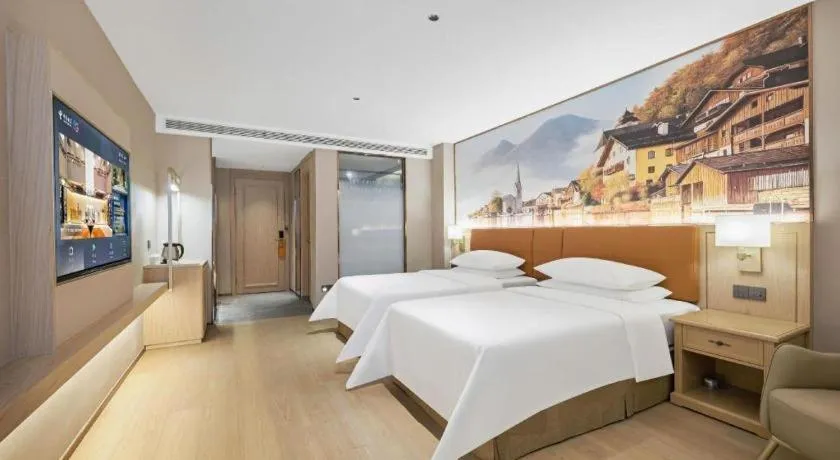 Bed in Vienna Classic Hotel Suzhou Likou Furniture Market Metro Station