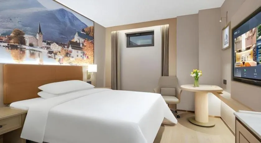 Bed in Vienna Classic Hotel Suzhou Likou Furniture Market Metro Station