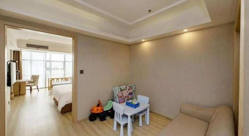 Vienna Hotel Jiangsu Danyang Railway Station