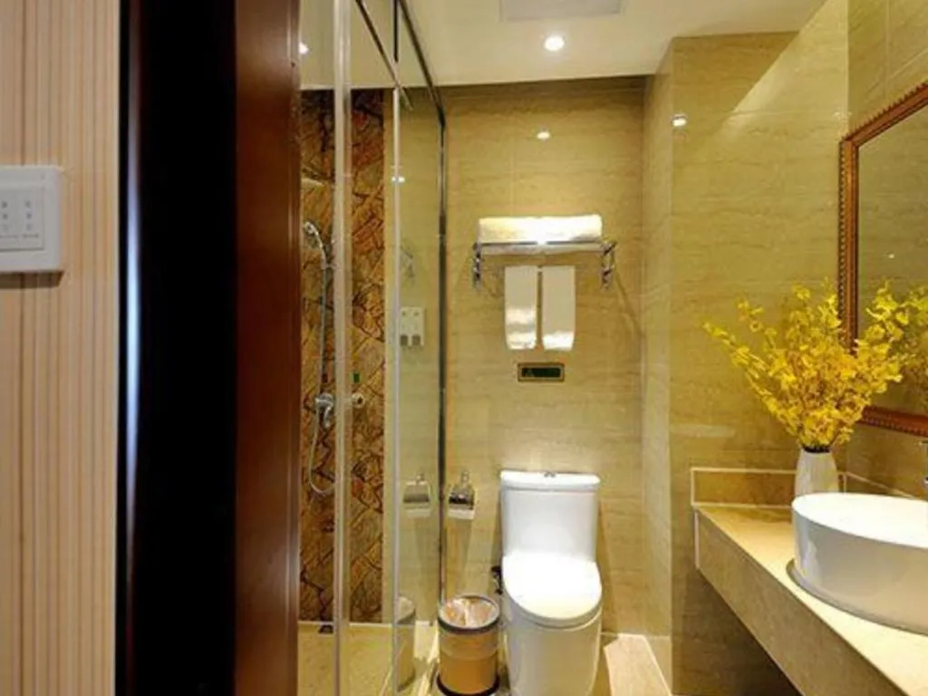 Vienna Hotel Jiangsu Danyang Railway Station