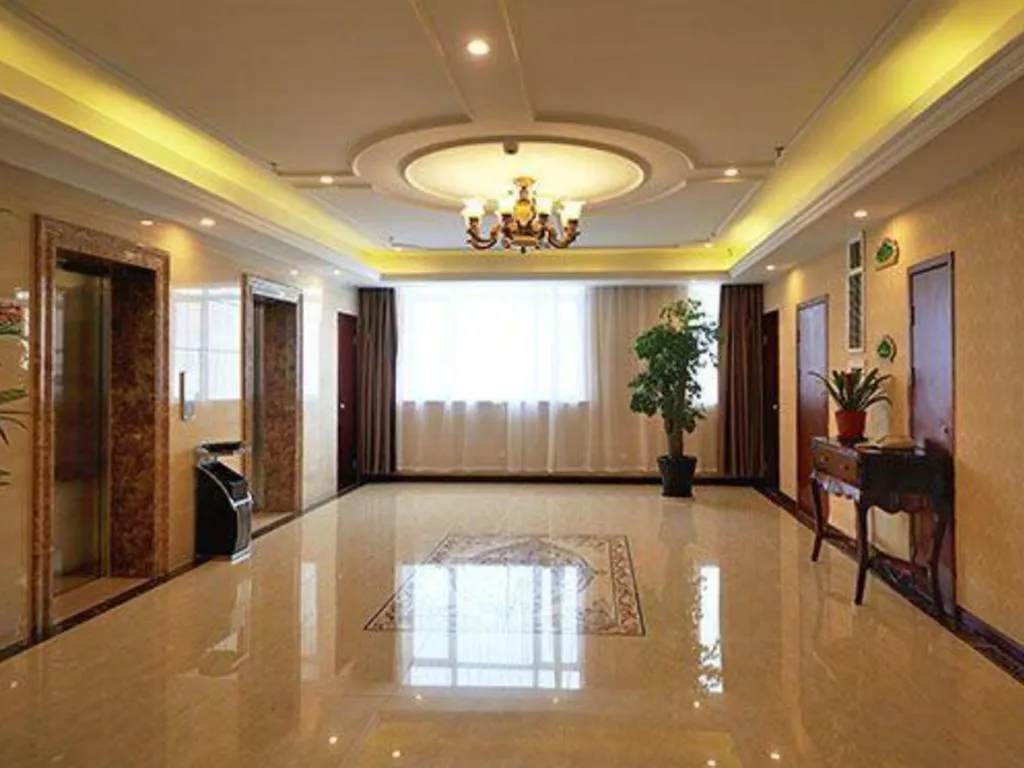 Vienna Hotel Jiangsu Danyang Railway Station