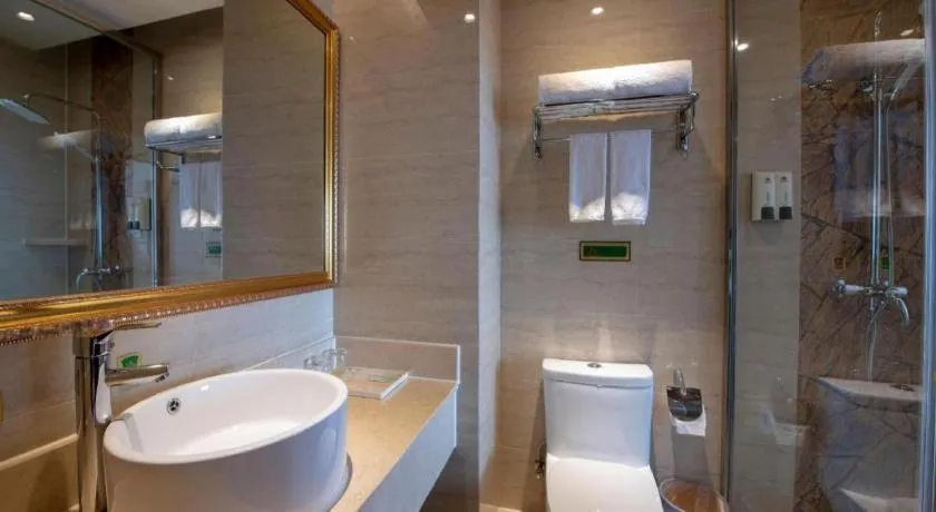 Vienna Hotel Jiangsu Danyang Railway Station