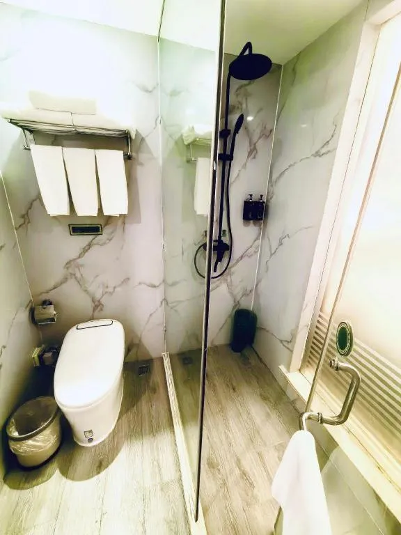 Vienna Hotel Yangzhou Outlets Plaza He Garden