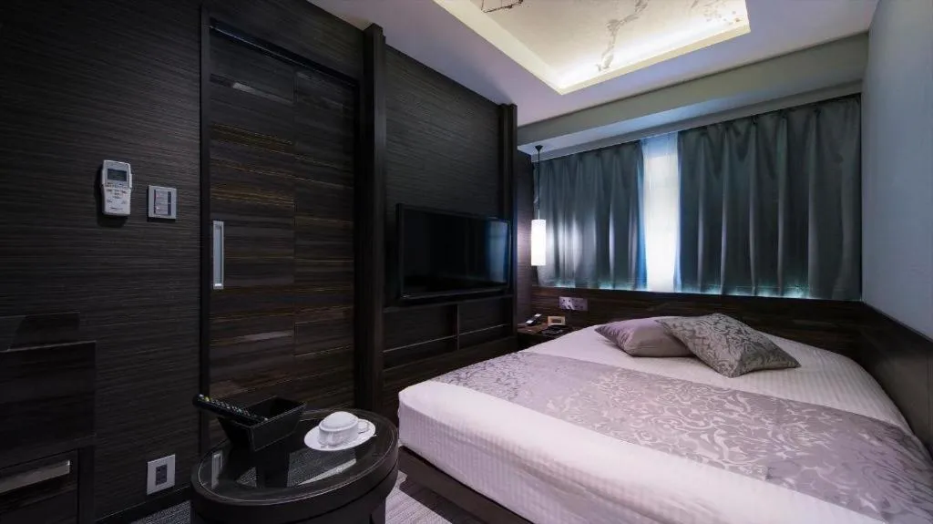 Bed in Hotel Ann Tsukiji