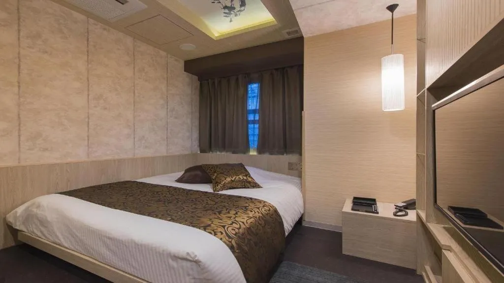 Bed in Hotel Ann Tsukiji