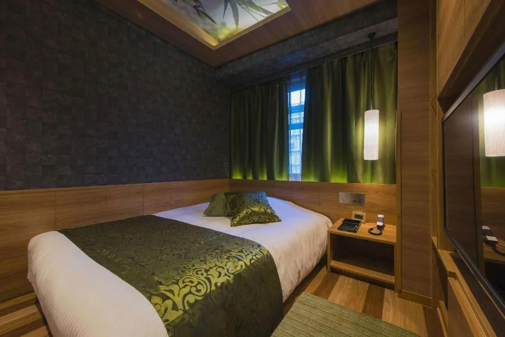 Bed in Hotel Ann Tsukiji