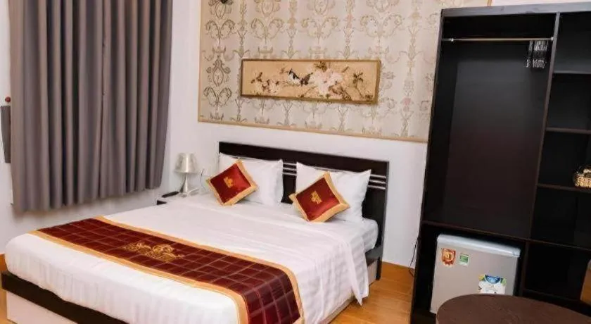 Bed in Thinh Gia Phat Hotel Hoang Hoa Tham