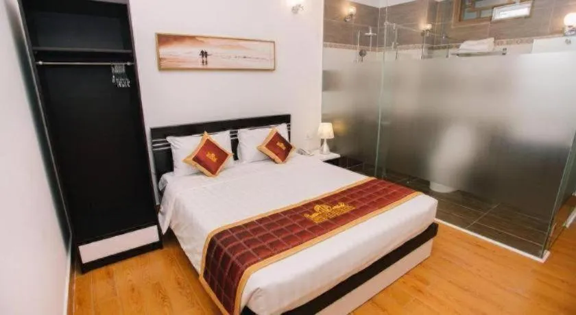 Bed in Thinh Gia Phat Hotel Hoang Hoa Tham