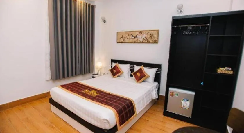 Bed in Thinh Gia Phat Hotel Hoang Hoa Tham