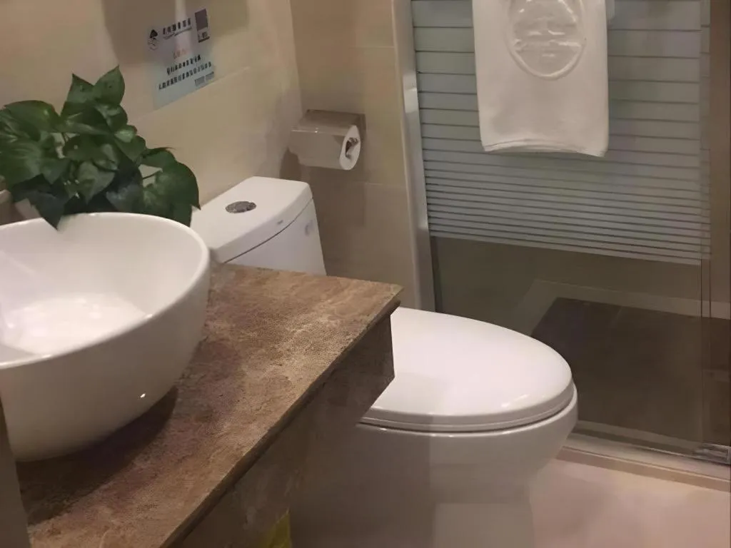 GreenTree Inn Wuxi Donggang Town Donghutang Shell Hotel