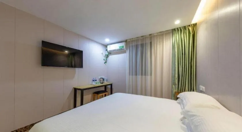 Bed in Vatica Shanghai Pudong Dishui Lake Branch