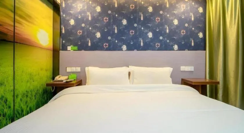 Bed in Vatica Shanghai Pudong Dishui Lake Branch