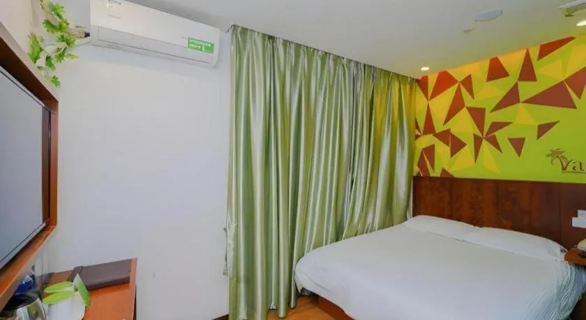 Bed in Vatica Shanghai Pudong Dishui Lake Branch