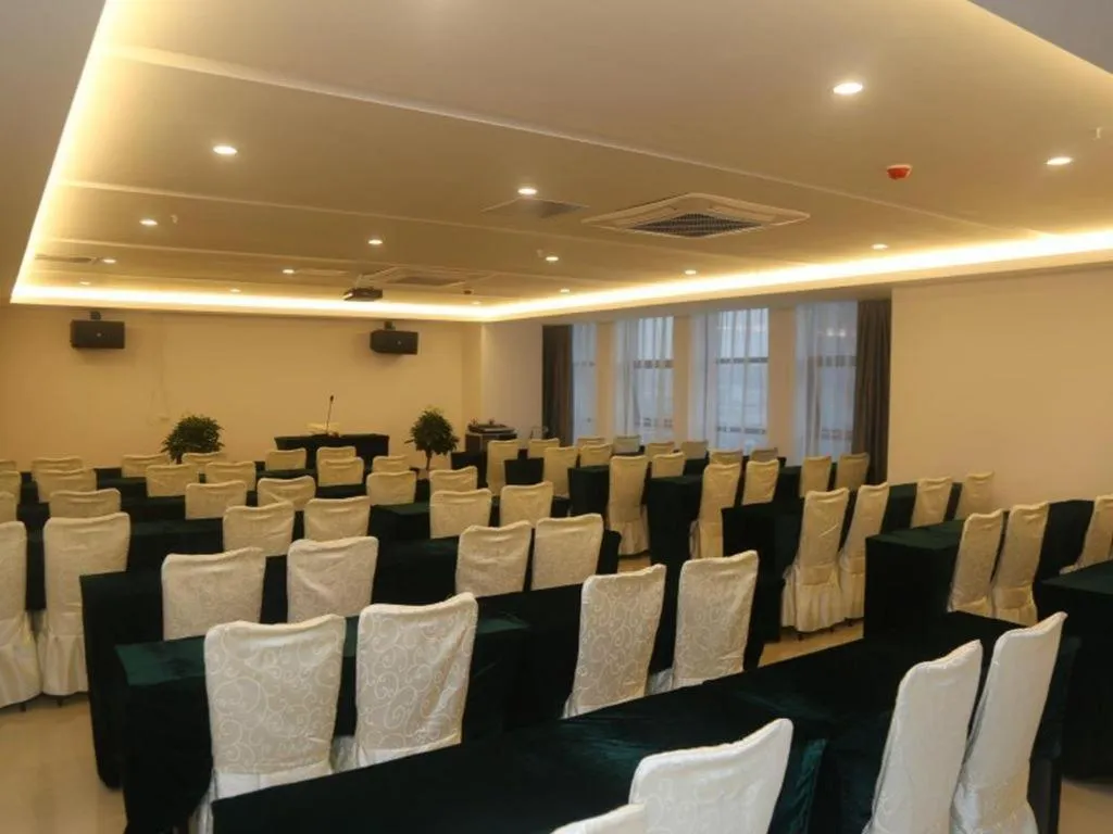 GreenTree Inn Nanjing Jiangning District Dongqi Road Vehicle 4S Park Branch