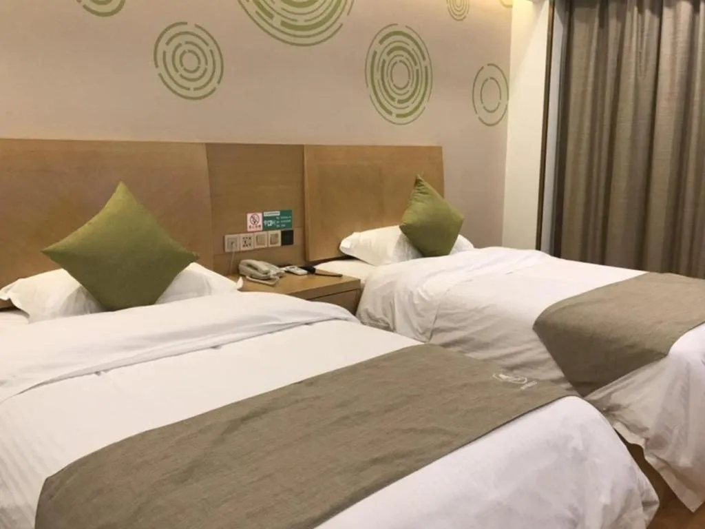 Bed in GreenTree Inn Huainan Shou County Zijin Road Express Hotel