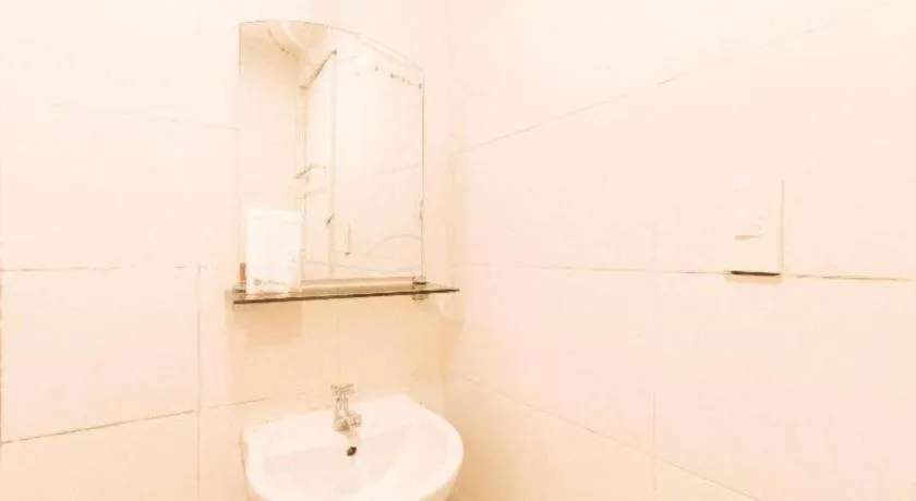 Greenbelt Makati - Vaccinated Staff