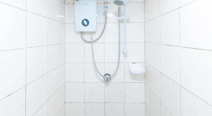 Greenbelt Makati - Vaccinated Staff