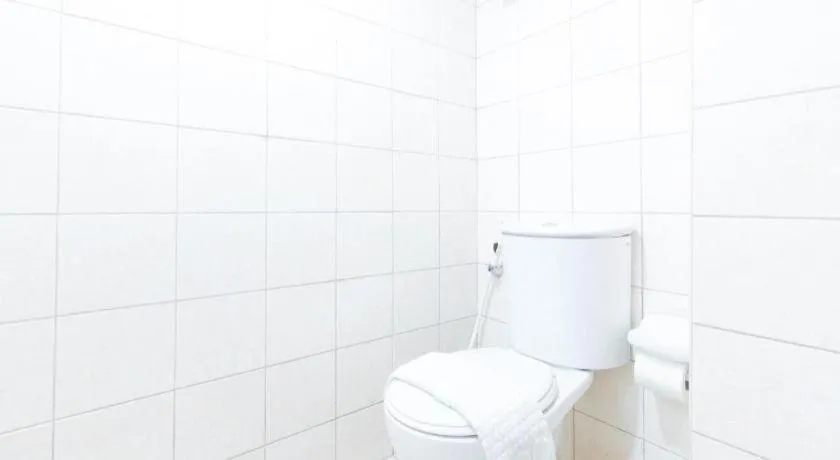 Greenbelt Makati - Vaccinated Staff