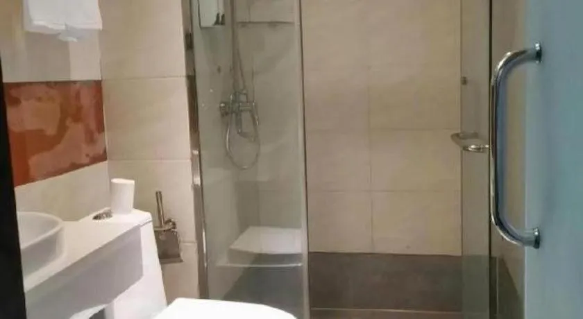 7 Days Premium·Guanyun Nanjing West Road Hesheng Plaza