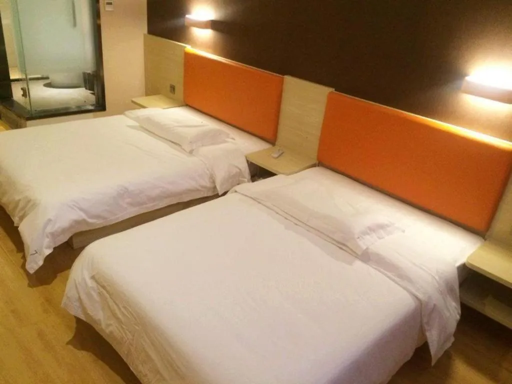 Bed in 7 Days Premium·Guanyun Nanjing West Road Hesheng Plaza