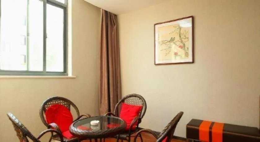 7 Days Premium·Guanyun Nanjing West Road Hesheng Plaza