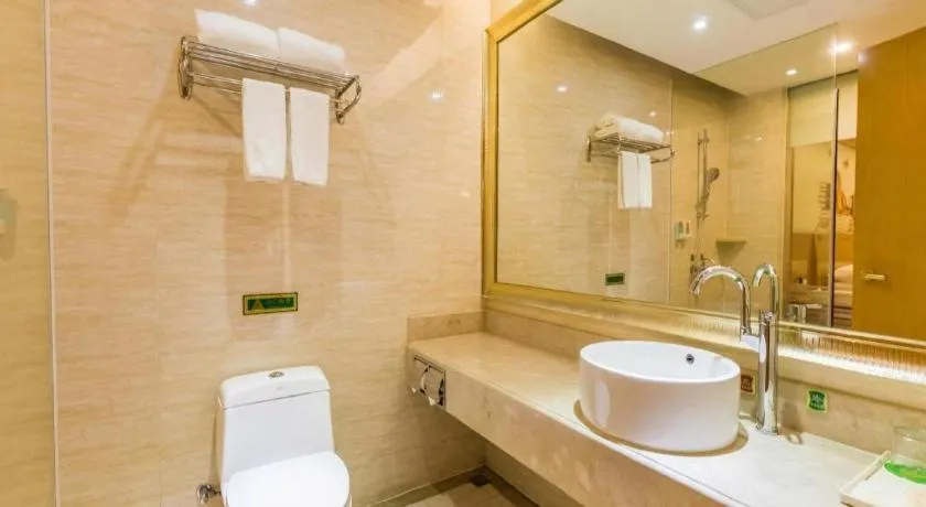 Vienna International Hotel Guangzhou Jichang Road Huangshi