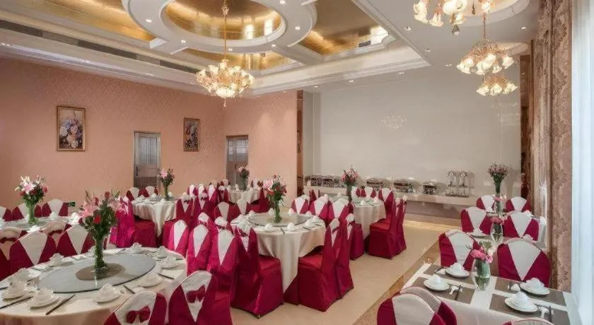 Vienna International Hotel Guangzhou Jichang Road Huangshi